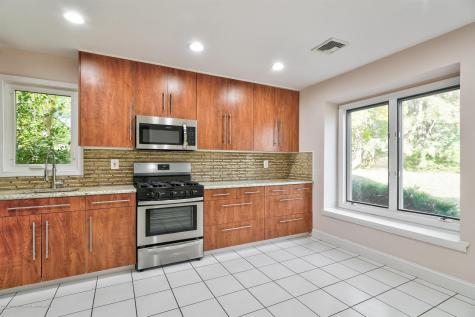 201 Pear Drive Marlboro NJ 07746