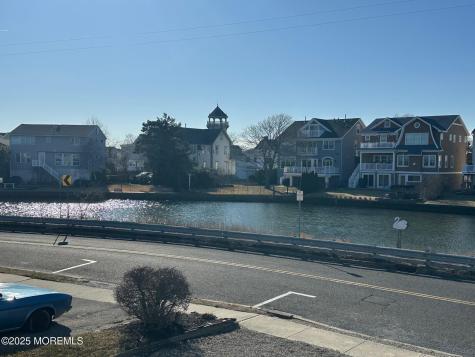211 Trenton Avenue Point Pleasant Beach NJ 08742