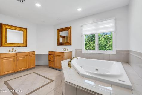 39 Arnold Boulevard Howell NJ 07731