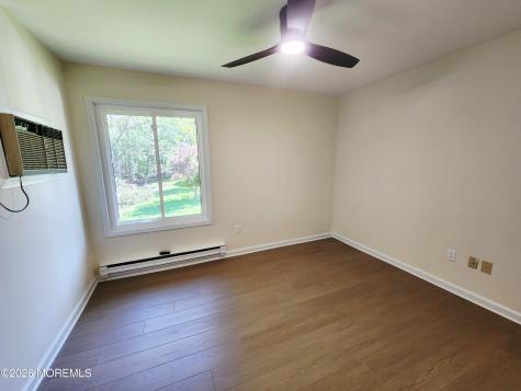 26 Meadow Green Circle Manalapan NJ 07726