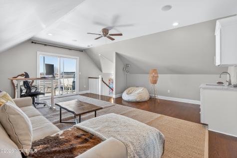 27 5th Street Highlands NJ 07732