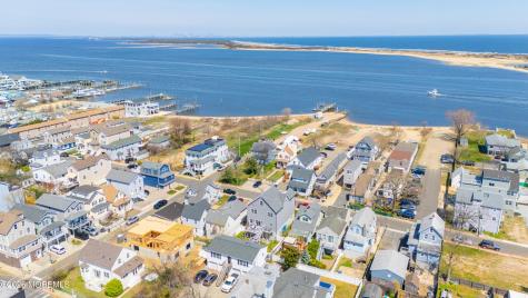 27 5th Street Highlands NJ 07732