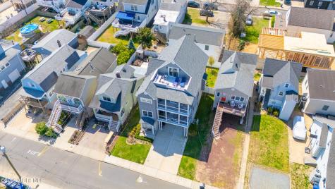 27 5th Street Highlands NJ 07732