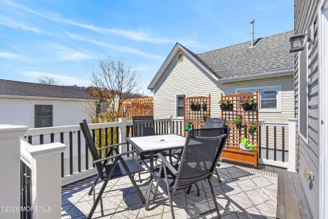 27 5th Street Highlands NJ 07732