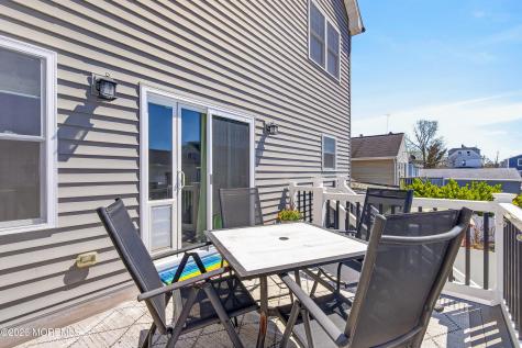 27 5th Street Highlands NJ 07732