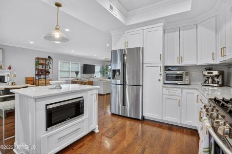 27 5th Street Highlands NJ 07732