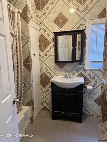 10 Frances Place Keansburg NJ 07734