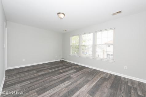 41 Seabreeze Way Keansburg NJ 07734