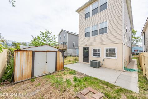 41 Seabreeze Way Keansburg NJ 07734