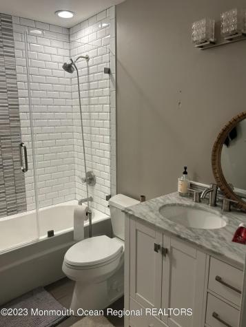 1 Michaels Court Oakhurst NJ 07755