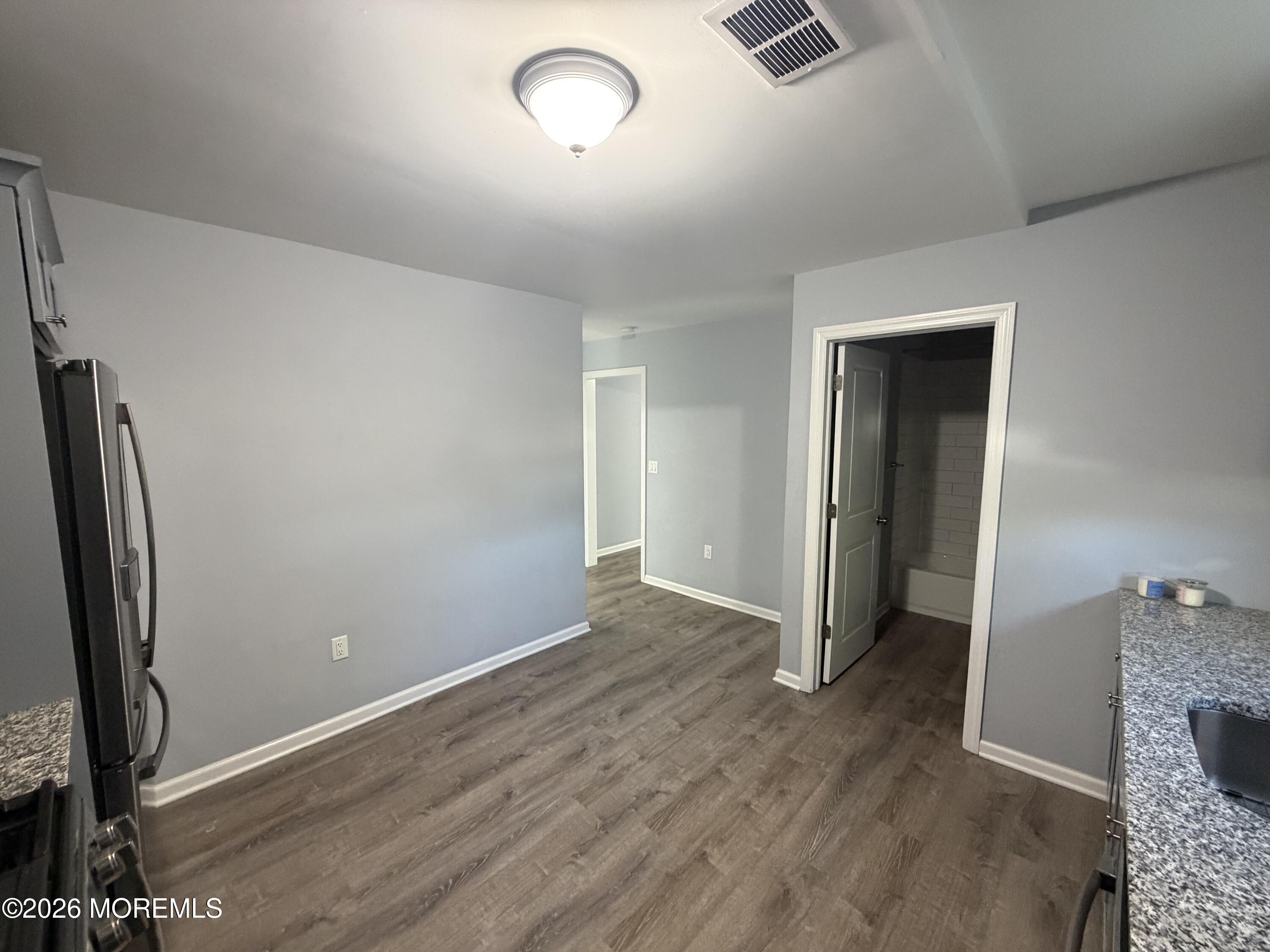 816 King Georges Road Fords NJ 08863