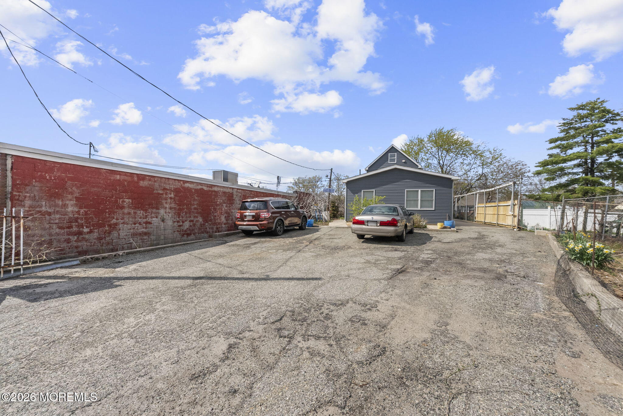 816 King Georges Road Fords NJ 08863