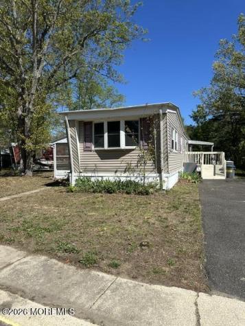 10 Wistoria Drive Jackson NJ 08527