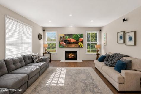 14 Heathrow Court Marlboro NJ 07746