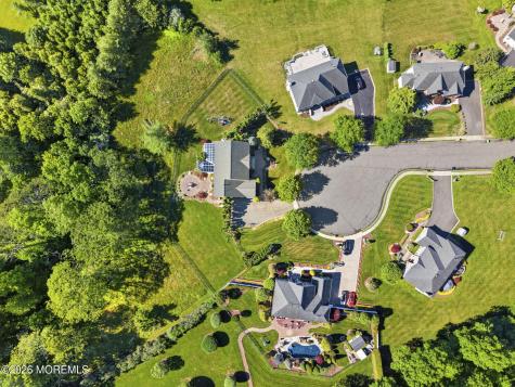 14 Heathrow Court Marlboro NJ 07746