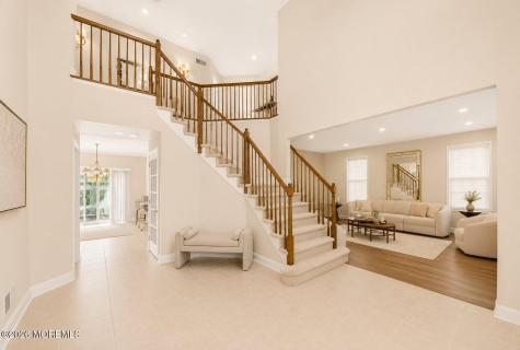14 Heathrow Court Marlboro NJ 07746