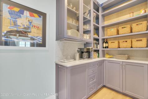 1407 Ocean Avenue Mantoloking NJ 08738