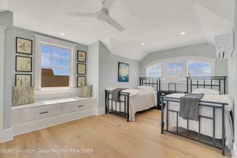 1407 Ocean Avenue Mantoloking NJ 08738