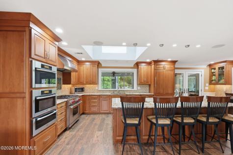 32 Wesley Court Eatontown NJ 07724