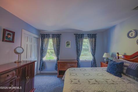 32 Wesley Court Eatontown NJ 07724