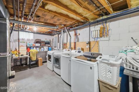32 Wesley Court Eatontown NJ 07724