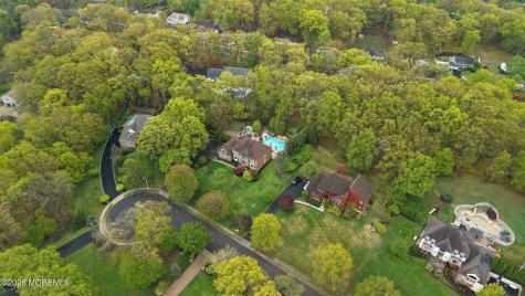 32 Wesley Court Eatontown NJ 07724