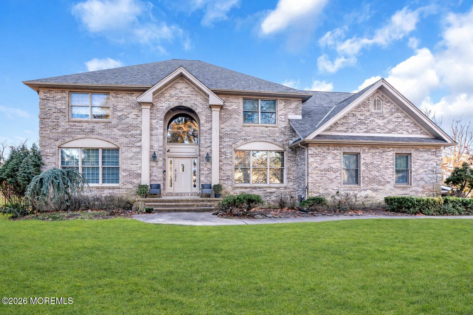 21 Old Queens Court Eatontown NJ 07724