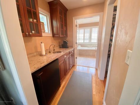 401 Garfield Avenue Avon-by-the-sea NJ 07717