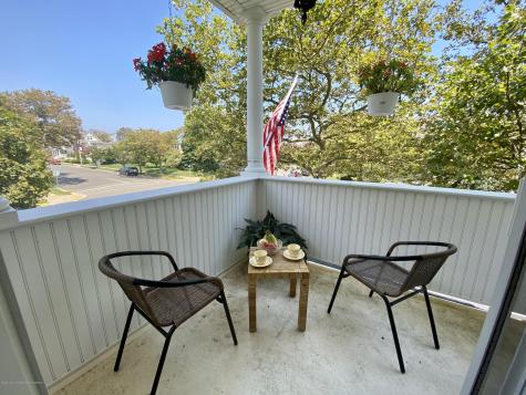 401 Garfield Avenue Avon-by-the-sea NJ 07717