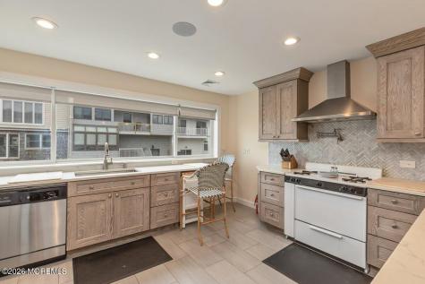 31 Village Road Sea Bright NJ 07760