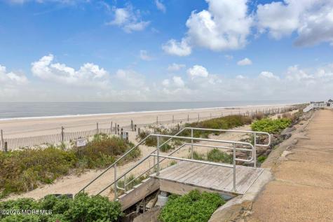 31 Village Road Sea Bright NJ 07760