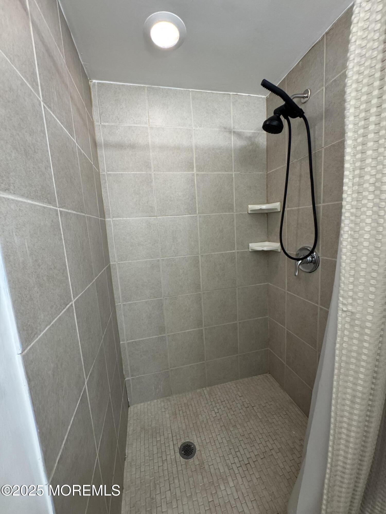 7 Braden Place Keansburg NJ 07734