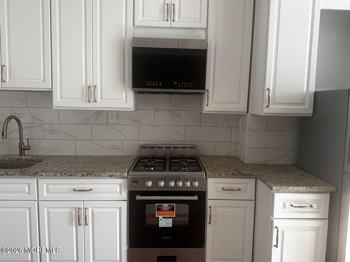 7 Monmouth Road Oakhurst NJ 07755