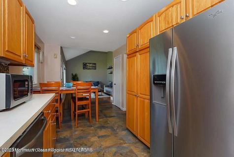 14 Arno Street Oakhurst NJ 07755