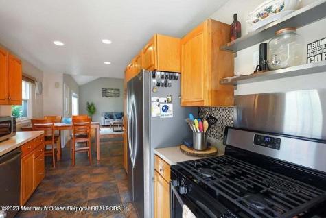 14 Arno Street Oakhurst NJ 07755