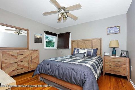 14 Arno Street Oakhurst NJ 07755