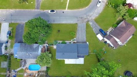 14 Arno Street Oakhurst NJ 07755