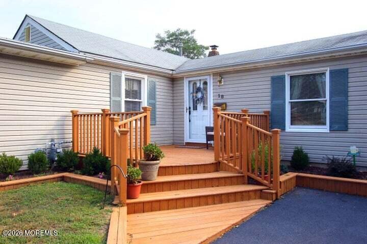 18 Mills Avenue Port Monmouth NJ 07758