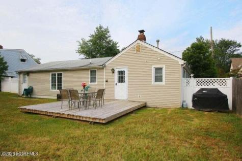 18 Mills Avenue Port Monmouth NJ 07758