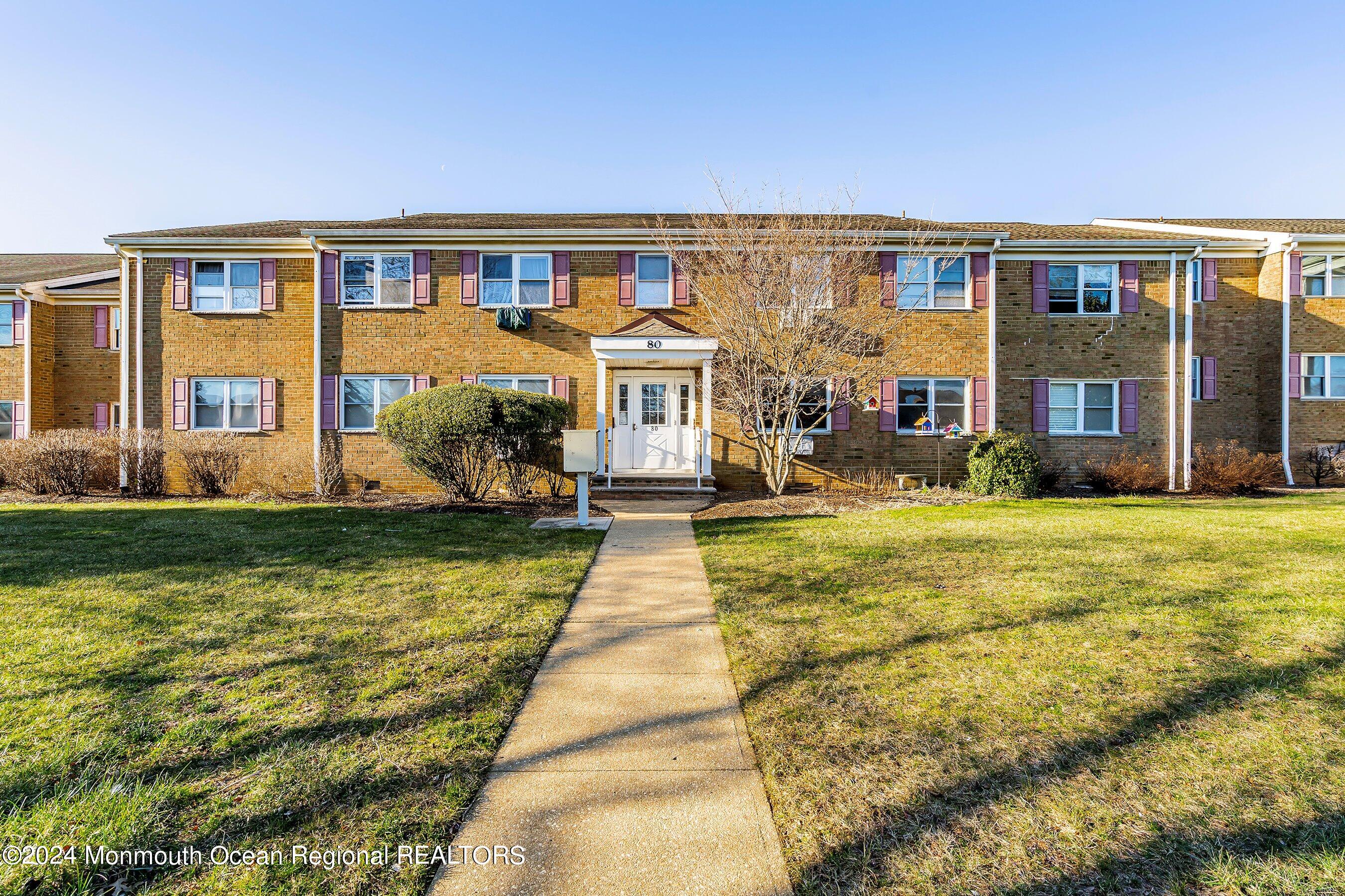 80 Manchester Court Freehold NJ 07728