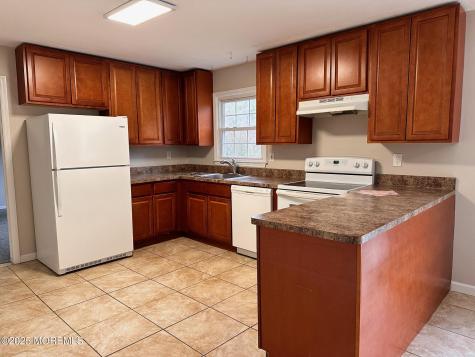 702 Cassville Road Jackson NJ 08527