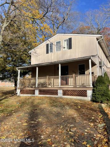349 S Lincoln Avenue Oakhurst NJ 07755