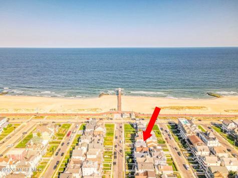 6 1/2 Embury Avenue Ocean Grove NJ 07756
