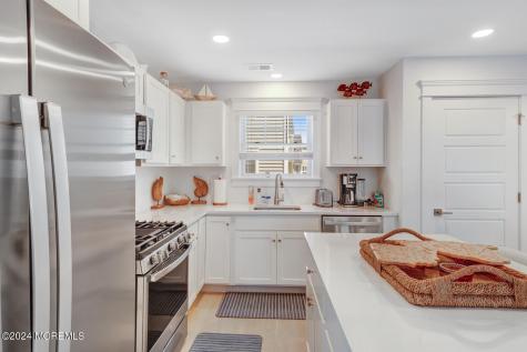 19 Cummins Street Mantoloking NJ 08738