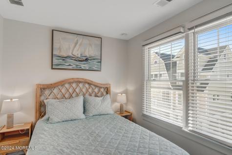19 Cummins Street Mantoloking NJ 08738