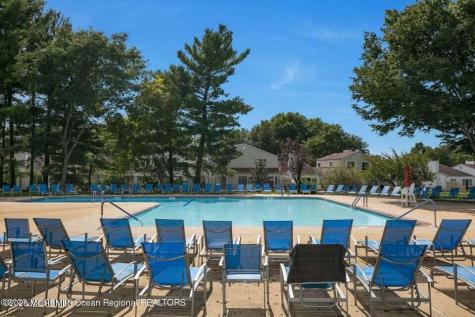 198 Tulip Lane Freehold NJ 07728