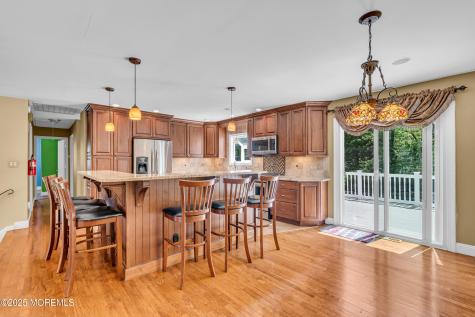 12 Windsor Road Howell NJ 07731