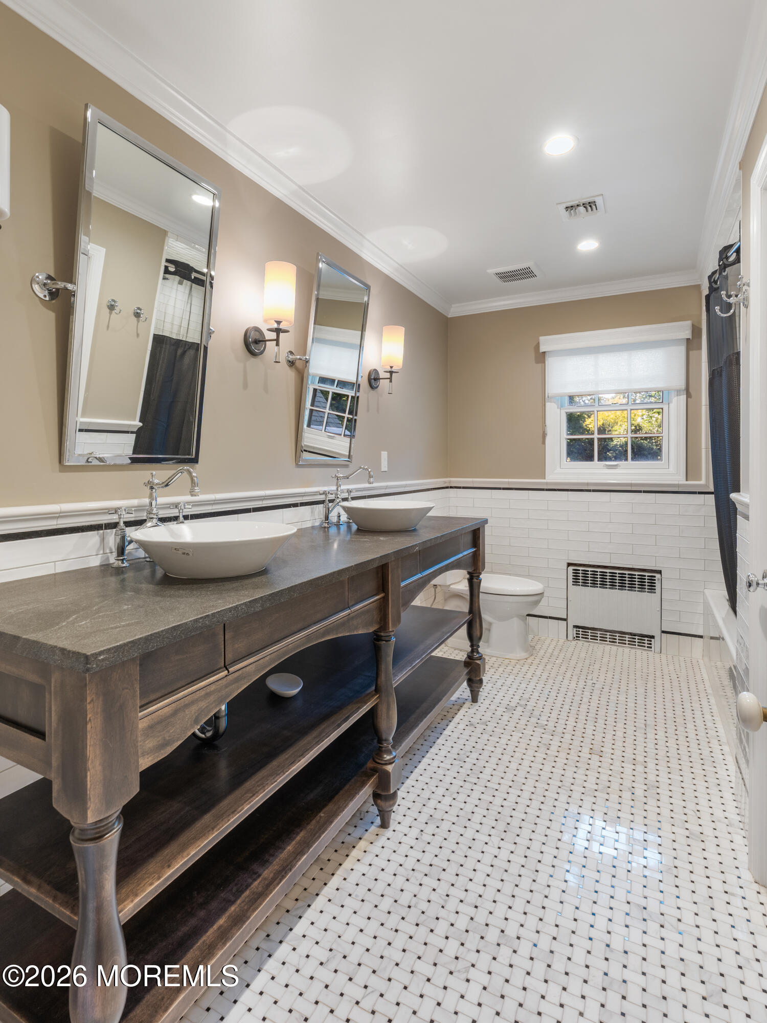72 Navesink Avenue Rumson NJ 07760