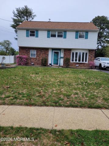 5 Peachtree Road Oakhurst NJ 07755