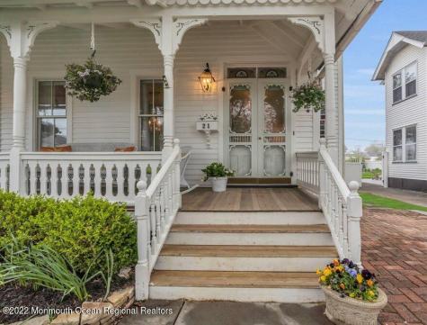 21 Pearce Avenue Manasquan NJ 08736